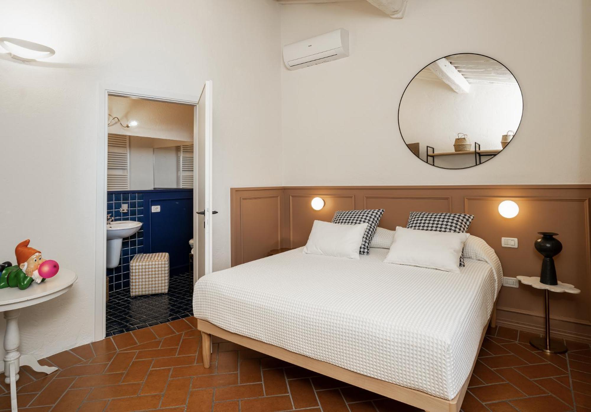 Scarlea Rooms Чечина Екстер'єр фото